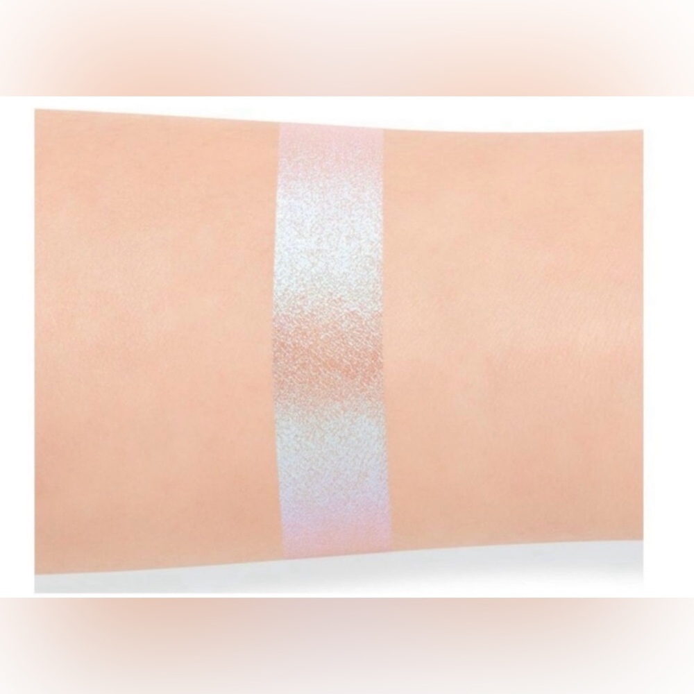 Gag Me Jeffree Star Extreme Frost Highlighter Pearl Blue Reflects. RARE! NIB!! - Picture 7 of 16